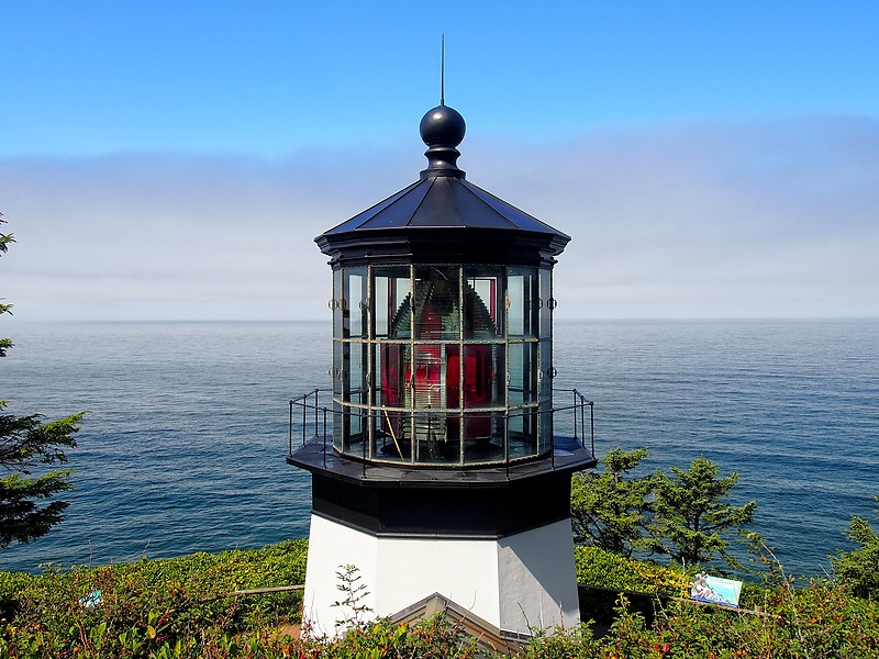Oregon / Cape Meares lighthouse
Author of the photo: [url=https://www.flickr.com/photos/selectorjonathonphotography/]Selector Jonathon Photography[/url]
Keywords: Oregon;United States;Pacific ocean