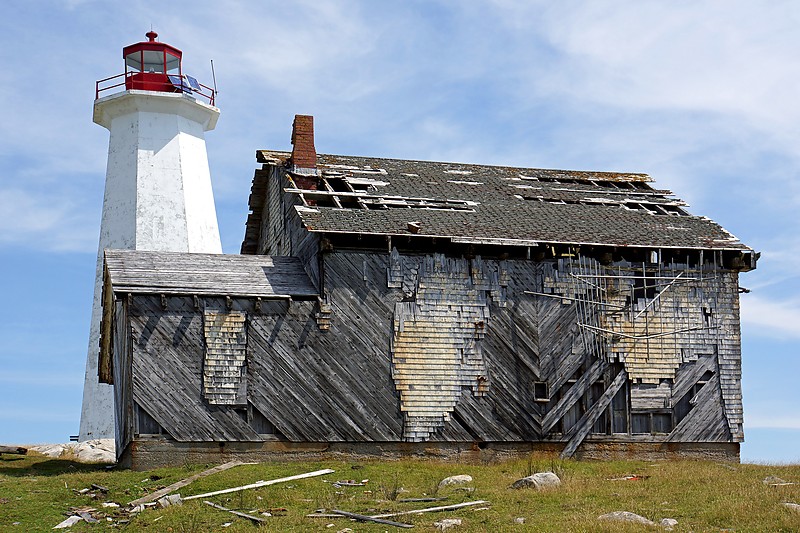 Nova Scotia / Cape Roseway lighthouse and foghorn
Author of the photo: [url=https://www.flickr.com/photos/archer10/] Dennis Jarvis[/url]

Keywords: Nova Scotia;Canada;Atlantic ocean;Siren