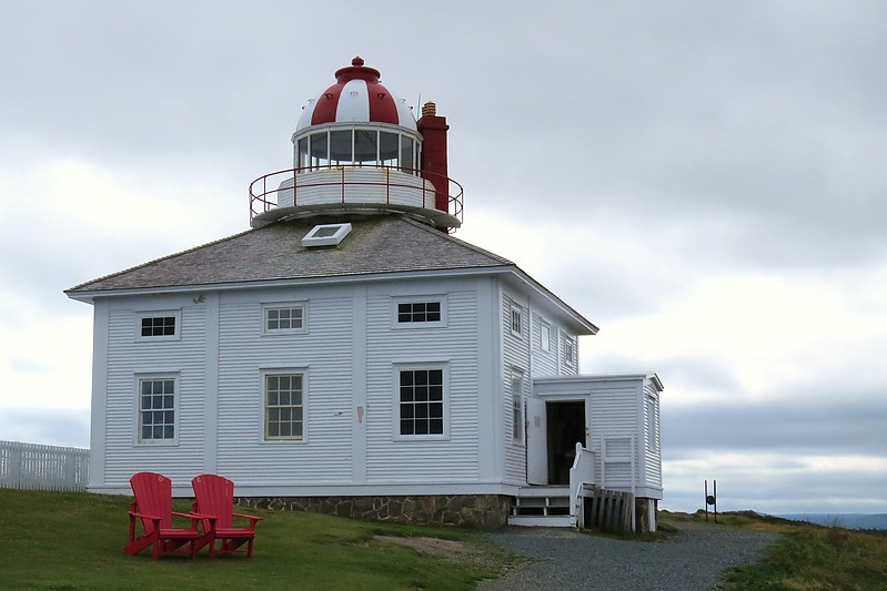 Newfoundland / Cape Spear Lighthouse (old)
Author of the photo: [url=https://www.flickr.com/photos/larrymyhre/]Larry Myhre[/url]

Keywords: Newfoundland;Saint Johns;Atlantic ocean;Canada
