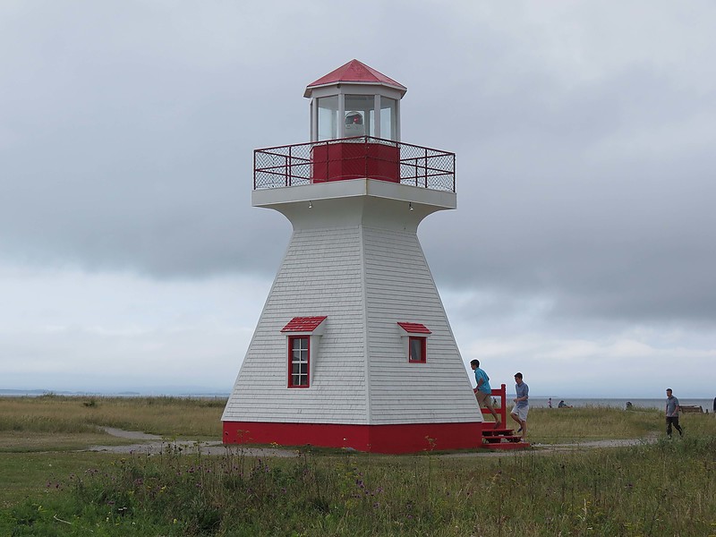 Quebec / Carleton lighthouse
Author of the photo: [url=https://www.flickr.com/photos/21475135@N05/]Karl Agre[/url]
Keywords: Canada;Quebec;Gulf of Saint Lawrence