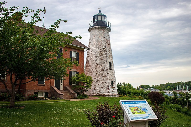 New York / Charlotte-Genesee lighthouse
Author of the photo: [url=https://jeremydentremont.smugmug.com/]nelights[/url]
Keywords: New York;United States;Lake Ontario;Genesee