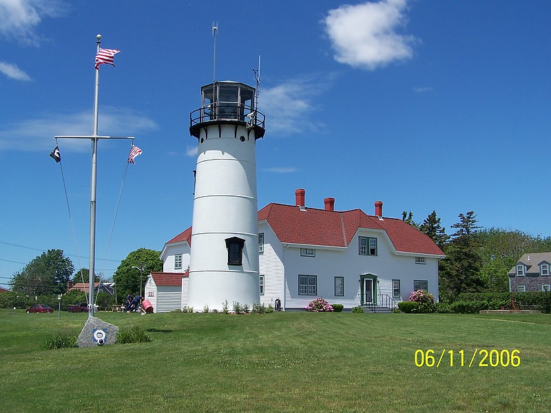Massachusetts / Cape Cod / Chatham lighthouse
Author of the photo: [url=https://www.flickr.com/photos/bobindrums/]Robert English[/url]
Keywords: Massachusetts;Cape Cod;Chatham;United States;Atlantic ocean