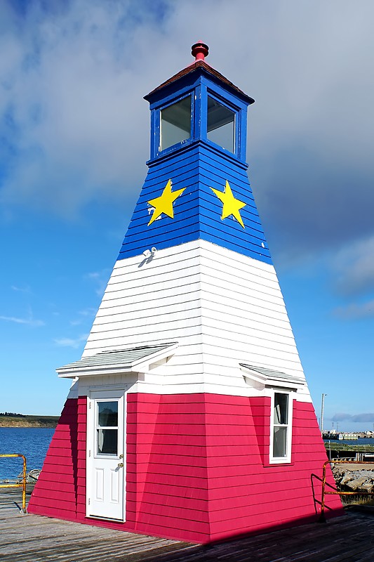 Nova Scotia / Cheticamp Harbour range front Lighthouse
Author of the photo: [url=https://www.flickr.com/photos/archer10/]Dennis Jarvis[/url]
Keywords: Canada;Nova Scotia;Breton Peninsula;Cheticamp;Gulf of Saint Lawrence