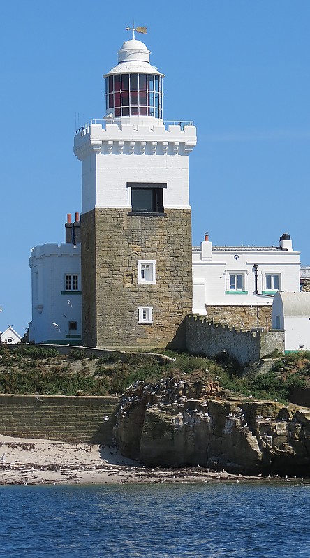 Coquet Island Lighthouse
Author of the photo: [url=https://www.flickr.com/photos/21475135@N05/]Karl Agre[/url]    
Keywords: Northumberland;England;United Kingdom;North sea