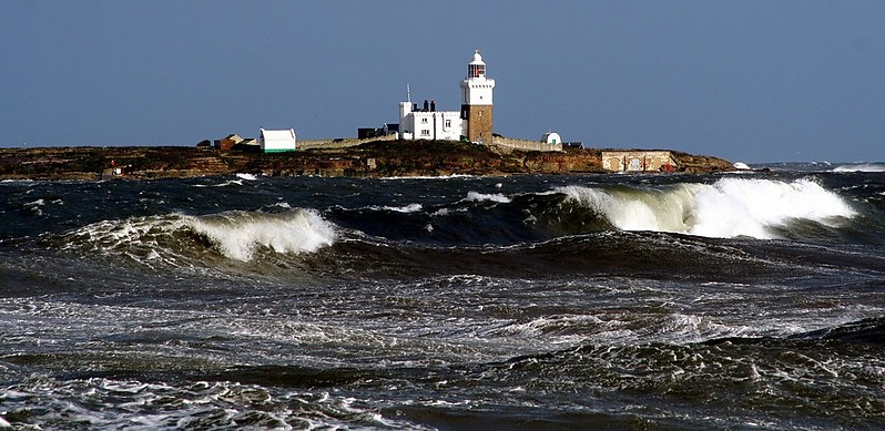 Coquet Island Lighthouse
Author of the photo: [url=https://www.flickr.com/photos/34919326@N00/]Fin Wright[/url]

Keywords: Northumberland;England;United Kingdom;North sea