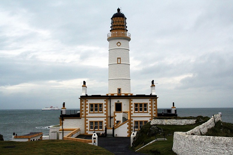 Corsewall Lighthouse
Author of the photo: [url=https://www.flickr.com/photos/34919326@N00/]Fin Wright[/url]

Keywords: Rhins of Galloway;Scotland;United Kingdom;North Channel