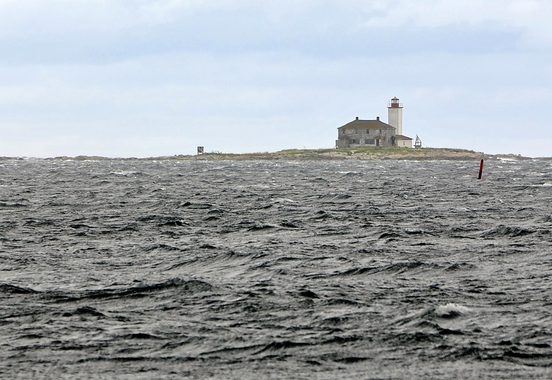 Nova Scotia / Cranberry Islands lighthouse
AKA Cranberry Island South, Canso Harbour
Author of the photo: [url=https://www.flickr.com/photos/archer10/] Dennis Jarvis[/url]

Keywords: Nova Scotia;Canada;Atlantic ocean