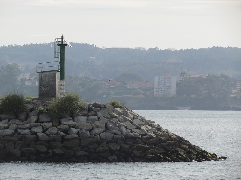 La Coruna / D?rsena de Oza Breakwater Head light
Keywords: La Coruna;Spain;Bay of Biscay;Galicia