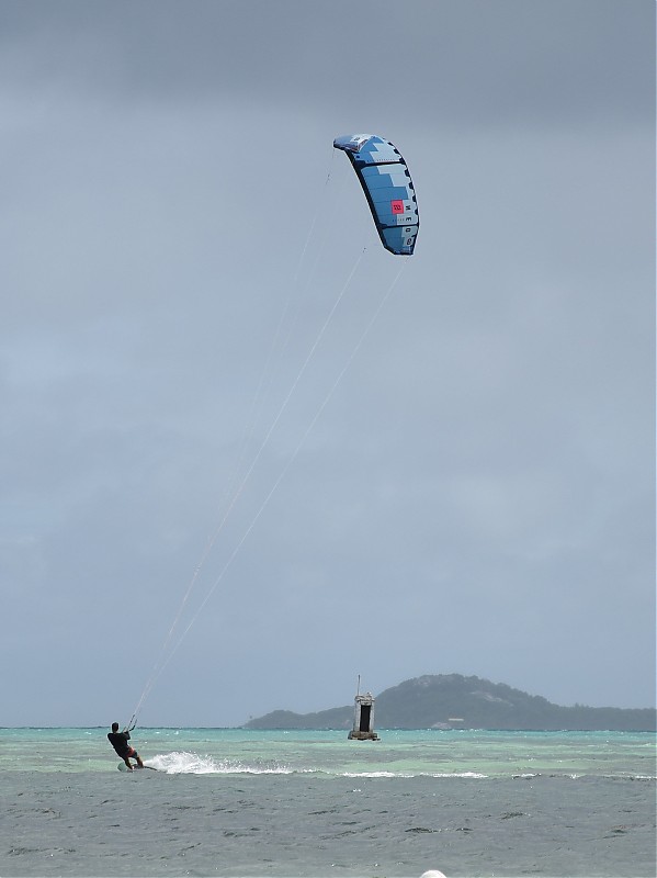 Praslin Island / Grand' Anse Ldg Lt
Keywords: Seychelles;Praslin;Indian ocean;Offshore