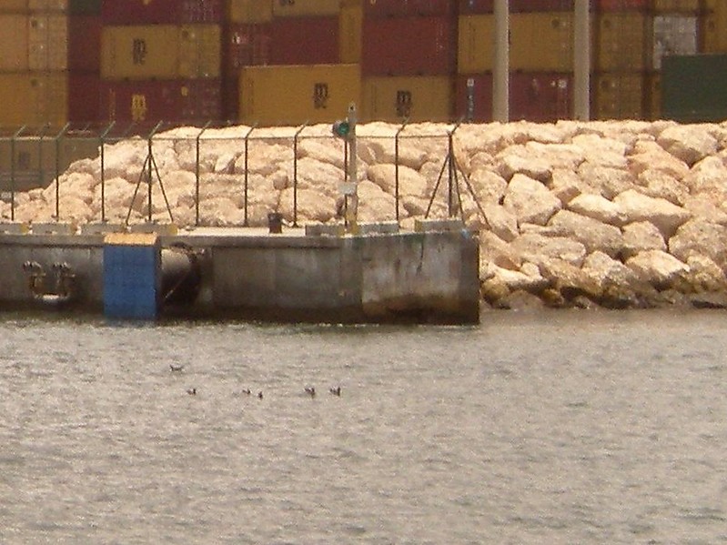 Port Salalah / Container Berth E End No 6 light
Keywords: Salalah;Oman;Arabian sea