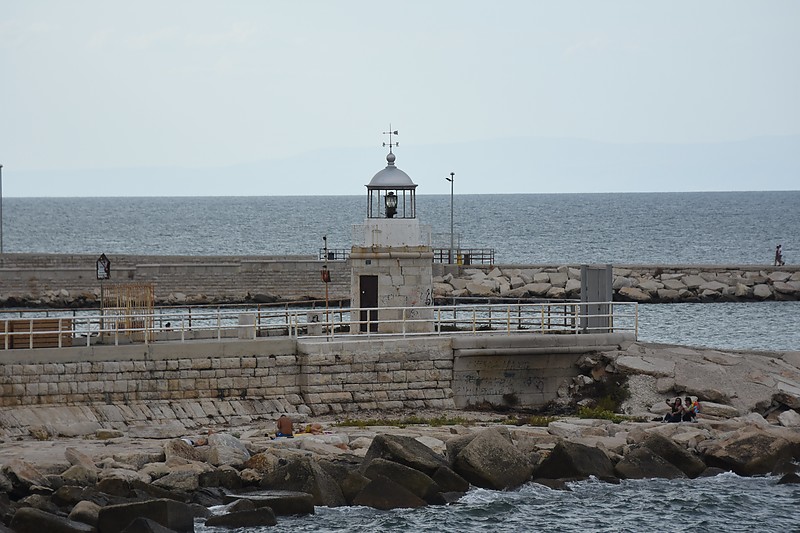 Apulia / Trani Lighthouse
Keywords: Italy;Adriatic sea;Apulia;Trani