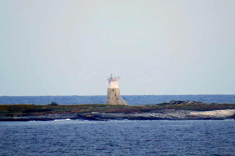 Nova Scotia / Halifax / Devil's Island Light
Author of the photo: [url=https://www.flickr.com/photos/larrymyhre/]Larry Myhre[/url]

Keywords: Nova Scotia;Canada;Halifax;Atlantic ocean