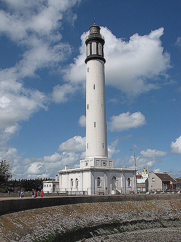 Phare de Dunkirk
Author of the photo: [url=https://www.flickr.com/photos/21475135@N05/]Karl Agre[/url]
Keywords: France;Dunkerque;English channel
