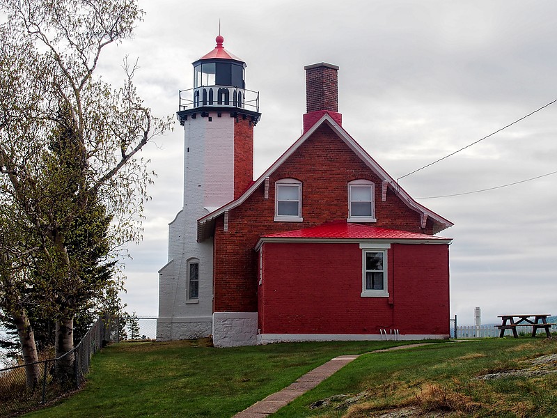 Michigan / Eagle Harbor lighthouse
Author of the photo: [url=https://www.flickr.com/photos/selectorjonathonphotography/]Selector Jonathon Photography[/url]
Keywords: Michigan;Lake Superior;United States