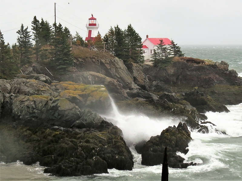 New Brunswick / East Quoddy Lighthouse
Author of the photo: [url=https://www.flickr.com/photos/larrymyhre/]Larry Myhre[/url]
Keywords: New Brunswick;Canada;Bay of Fundy