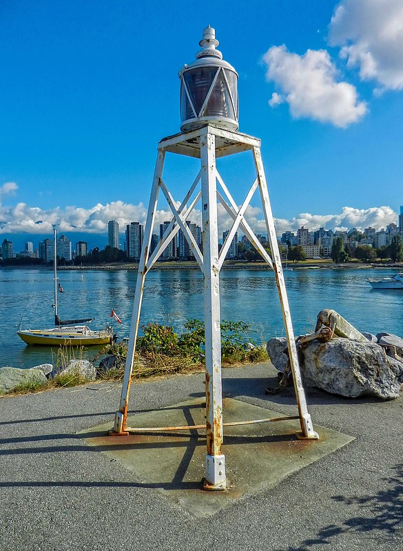 Vancouver / Elsje Point light
Author of the photo: [url=https://www.flickr.com/photos/selectorjonathonphotography/]Selector Jonathon Photography[/url]
Keywords: Vancouver;Canada;British Columbia