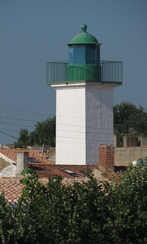 Vendée / Ile d`Yeu / Joinville / Phare de Joinville (former range rear)
Author of the photo: [url=https://www.flickr.com/photos/21475135@N05/]Karl Agre[/url]
Keywords: Vendee;France;Bay of Biscay;Ile d Yeu