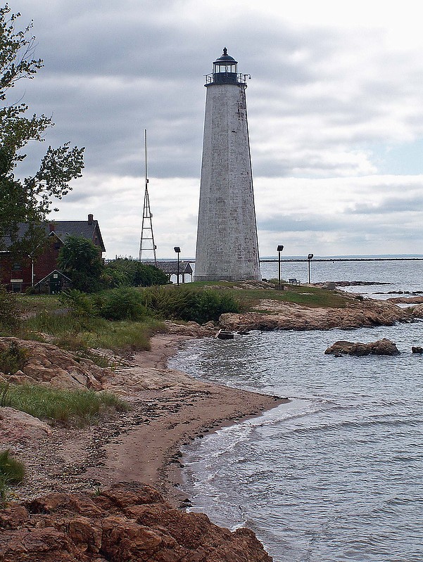 Connecticut / Five Mile Point lighthouse
Author of the photo: [url=https://www.flickr.com/photos/21475135@N05/]Karl Agre[/url]
Keywords: Connecticut;United States;Atlantic ocean