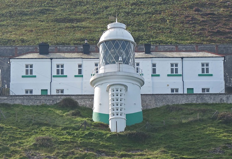 Lynmouth Foreland Point lighthouse
Author of the photo: [url=https://www.flickr.com/photos/21475135@N05/]Karl Agre[/url]

  
Keywords: Devon;England;Bristol Channel;United Kingdom