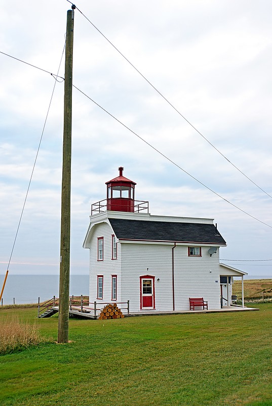 Prince Edward Island / Cape Tryon Lighthouse
Author of the photo: [url=https://www.flickr.com/photos/archer10/] Dennis Jarvis[/url]

Keywords: Prince Edward Island;Canada;Gulf of Saint Lawrence