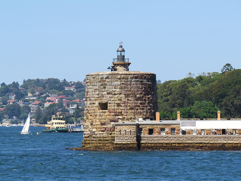 Fort Denison lighthouse
Author of the photo: [url=https://www.flickr.com/photos/larrymyhre/]Larry Myhre[/url]
Keywords: Sydney Harbour;Australia;Tasman sea;New South Wales;Offshore
