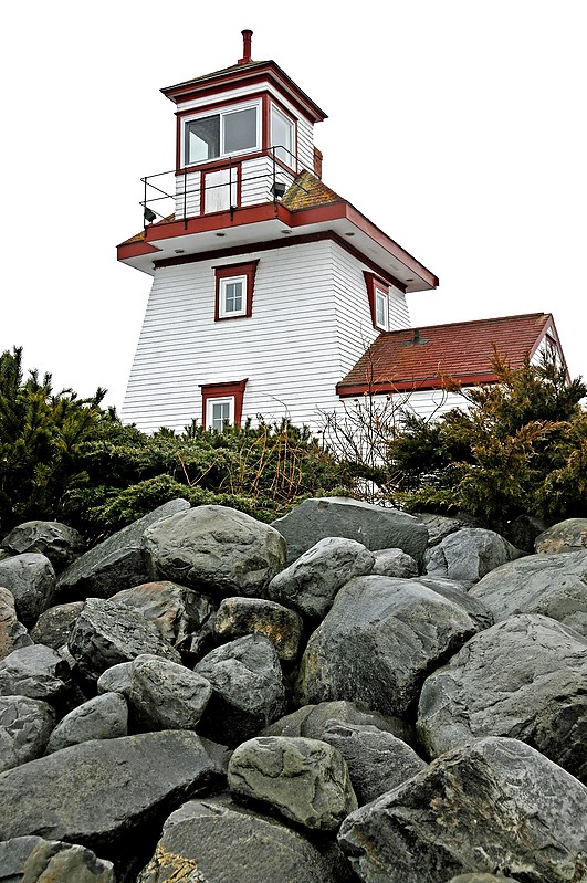 Nova Scotia / Fort Point Lighthouse
Author of the photo: [url=https://www.flickr.com/photos/archer10/]Dennis Jarvis[/url]
Keywords: Nova Scotia;Canada;Atlantic ocean