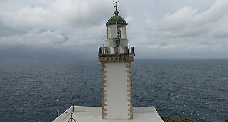 Guruni lighthouse
AKA  ?kra Gouro?ni, Skópelos
Source of the photo: [url=http://www.faroi.com/]Lighthouses of Greece[/url]


Keywords: Skopelos;Aegean sea;Greece