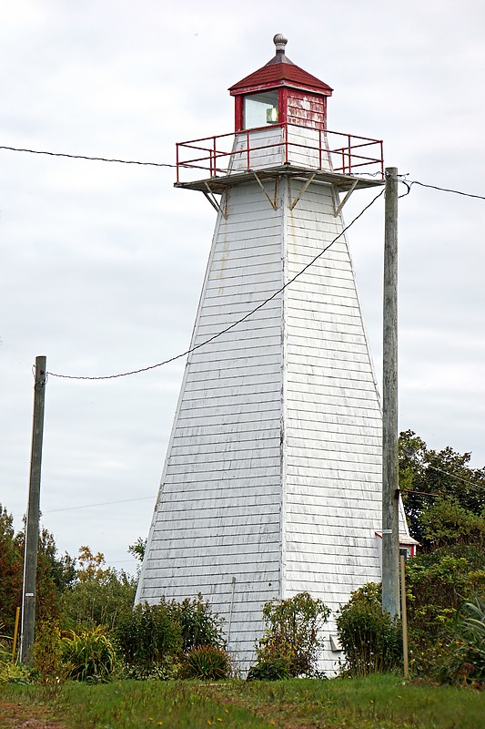 Prince Edward Island / Georgetown Range Rear lighthouse
Author of the photo: [url=https://www.flickr.com/photos/archer10/] Dennis Jarvis[/url]

Keywords: Prince Edward Island;Canada;Gulf of Saint Lawrence