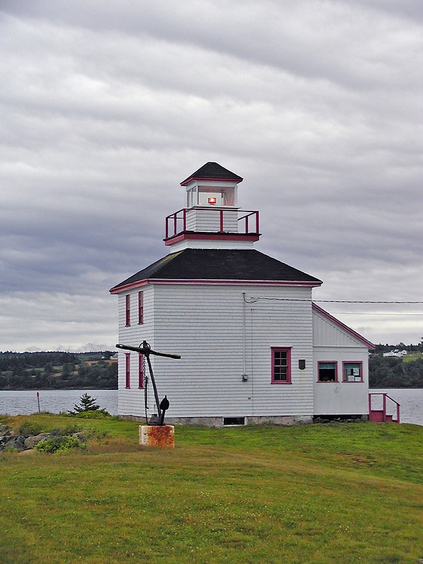 Nova Scotia / Gilbert's Cove Lighthouse
Author of the photo: [url=https://www.flickr.com/photos/8752845@N04/]Mark[/url]
Keywords: Nova Scotia;Canada;Bay of Fundy