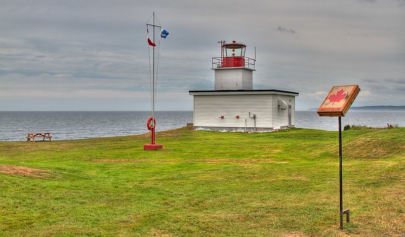 Nova Scotia / Grand Passage Lighthouse
aka North Point
Author of the photo: [url=https://www.flickr.com/photos/jcrowe/sets/72157625040105310]Jordan Crowe[/url], (Creative Commons photo)
Keywords: Nova Scotia;Canada;Bay of Fundy