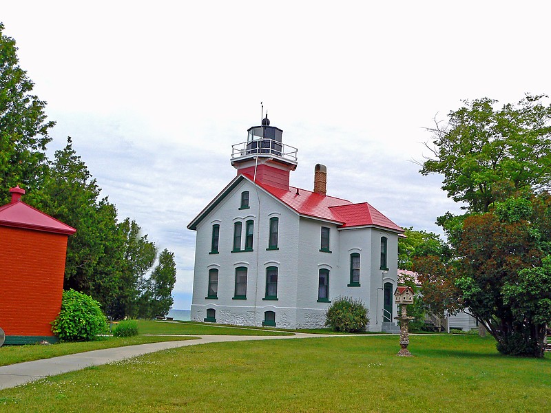 Michigan / Northport / Grand Traverse lighthouse 
Author of the photo: [url=https://www.flickr.com/photos/8752845@N04/]Mark[/url]
Keywords: Michigan;Lake Michigan;United States