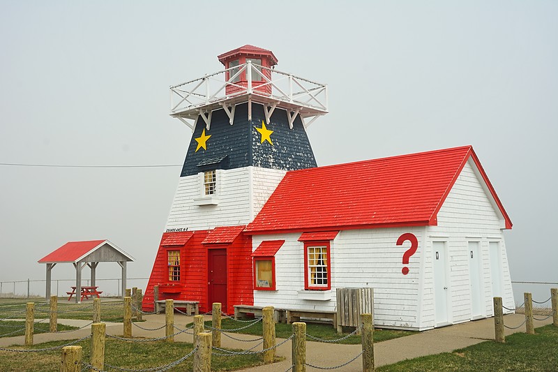 New Brunswick / Grand Anse lighthouse
Author of the photo: [url=https://www.flickr.com/photos/8752845@N04/]Mark[/url]
Keywords: Chaleur Bay;Canada;New Brunswick;Faux