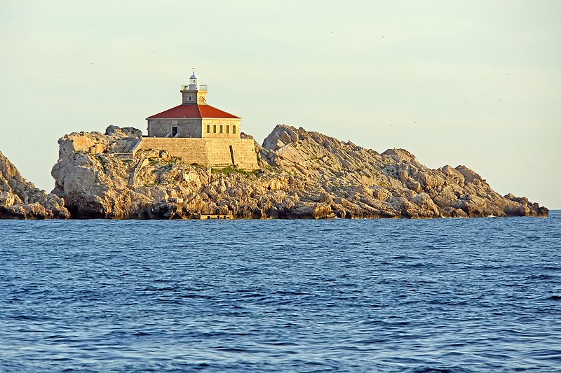 Dalmatia / Dubrovnik / Hridi Grebeni Lighthouse
Author of the photo: [url=https://www.flickr.com/photos/archer10/]Dennis Jarvis[/url]
Keywords: Adriatic sea;Dubrovnik;Hridi Grebeni;Croatia