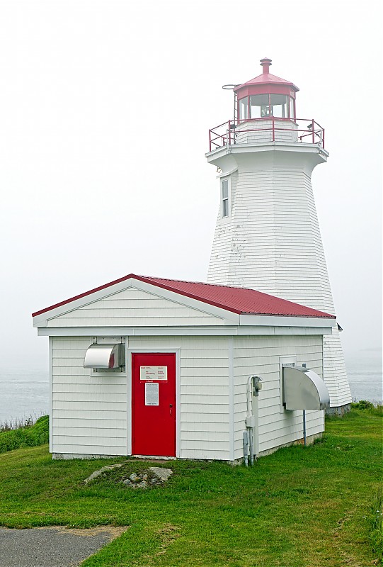 New Brunswick / Green's Point Lighthouse
AKA L'Etete Passage
Author of the photo: [url=https://www.flickr.com/photos/archer10/] Dennis Jarvis[/url]

Keywords: Back bay;New Brunswick;Canada