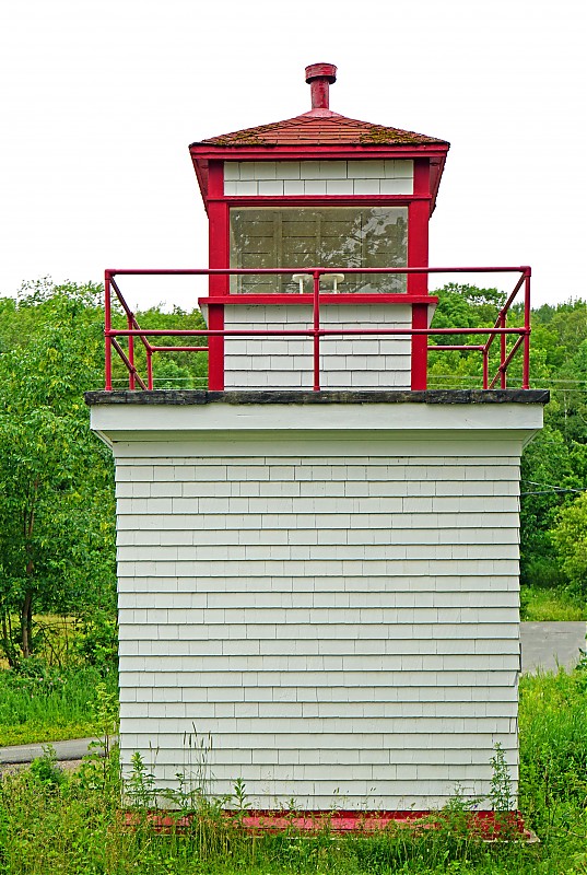 New Brunswick / Hampstead lighthouse
Author of the photo: [url=https://www.flickr.com/photos/archer10/]Dennis Jarvis[/url]
Keywords: New Brunswick;Canada;Saint John