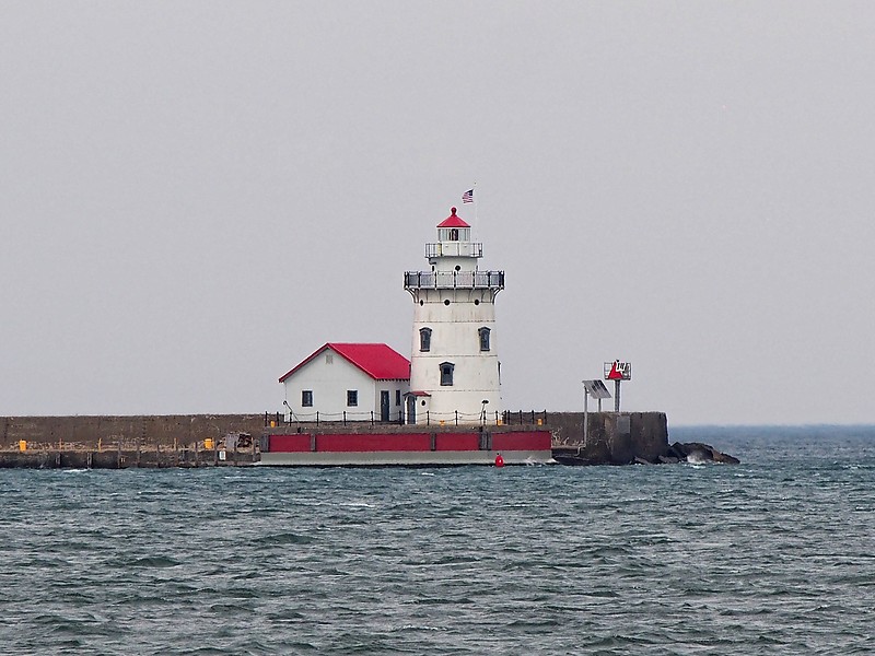 Michigan / Harbor Beach lighthouse
Author of the photo: [url=https://www.flickr.com/photos/selectorjonathonphotography/]Selector Jonathon Photography[/url]
Keywords: Michigan;Lake Huron;United States