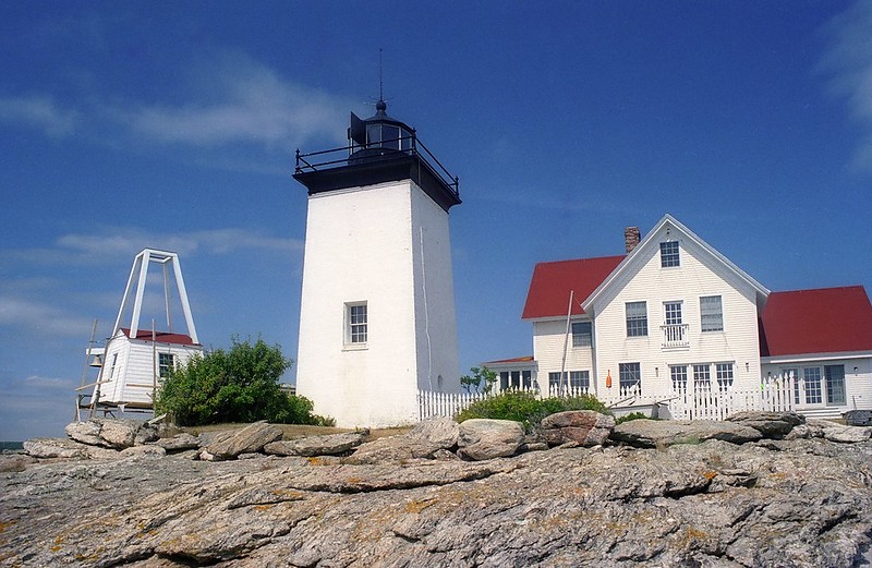 Maine / Hendricks Head lighthouse
Author of the photo: [url=https://jeremydentremont.smugmug.com/]nelights[/url]

Keywords: Maine;Atlantic ocean;United States