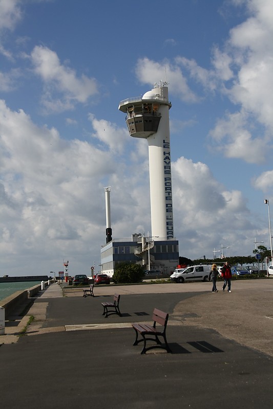 Le Havre VTS tower
Keywords: Le Havre;France;English channel;Vessel Traffic Service