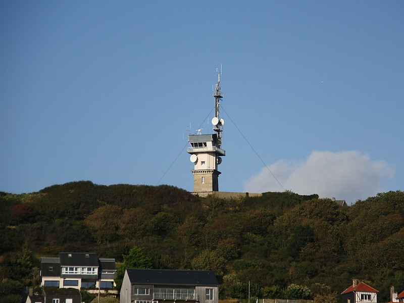 Normandy / Fecamp Signal Station and Radar Station
ex-lighthouse
Keywords: Normandy;Fecamp;France;English channel;Vessel Traffic Service