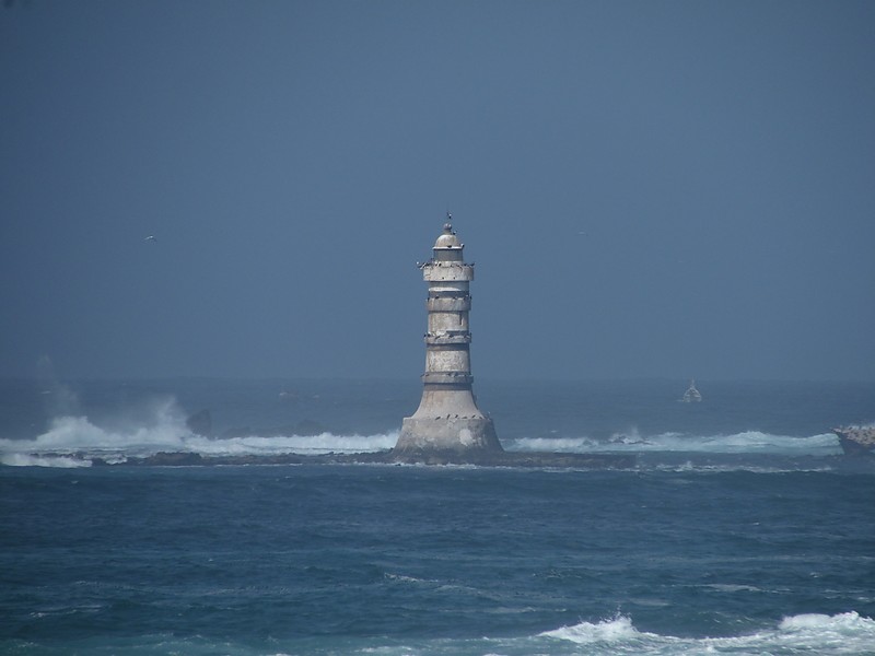 Dakar / Chaussée des Almadies Lighthouse
Keywords: Dakar;Senegal;Atlantic ocean;Offshore