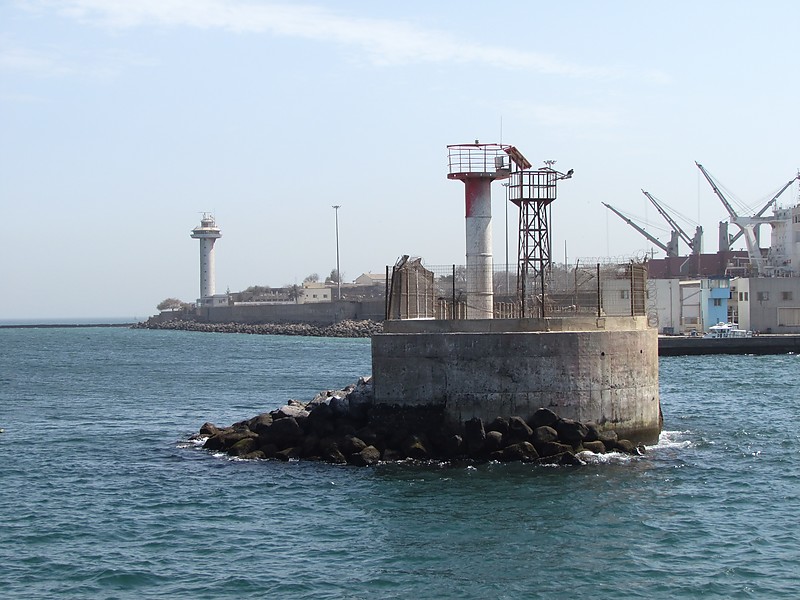 Port de Dakar / Jetée Sud Head light
Keywords: Dakar;Senegal;Atlantic ocean