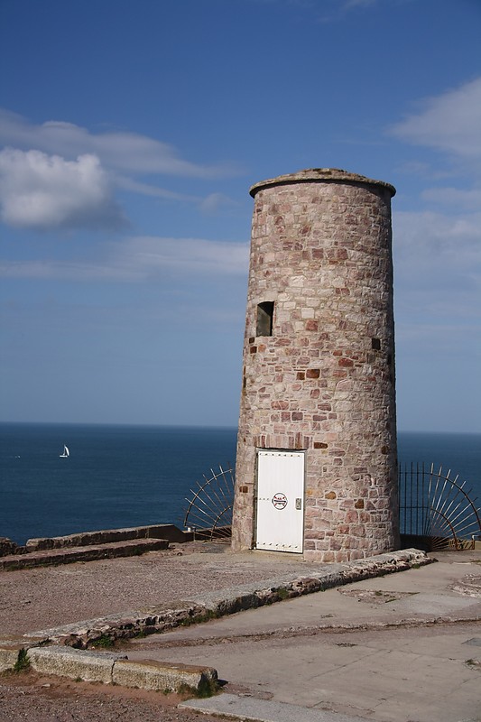Brittany / Cap Frehel lighthouse - fog siren
Keywords: France;English Channel;Brittany;Siren