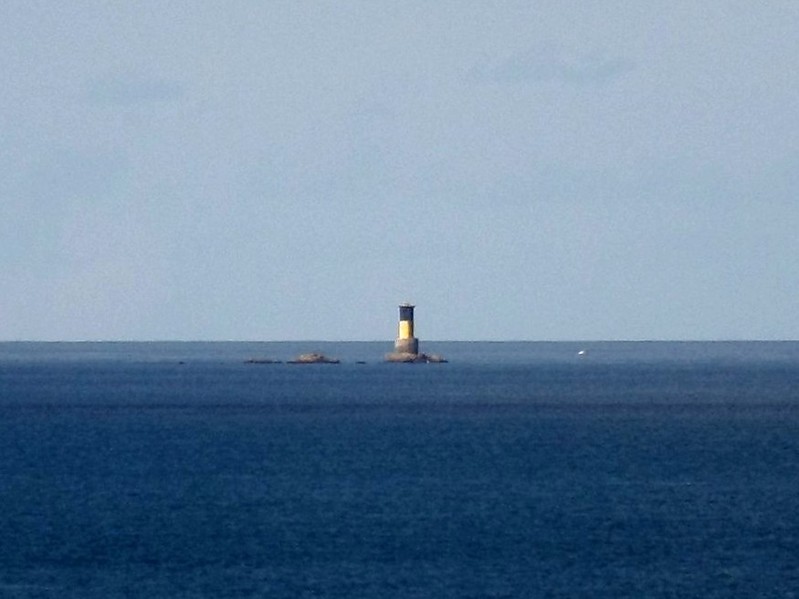 Brittany / Le Faix light (distant view)
Keywords: Brittany;France;Offshore