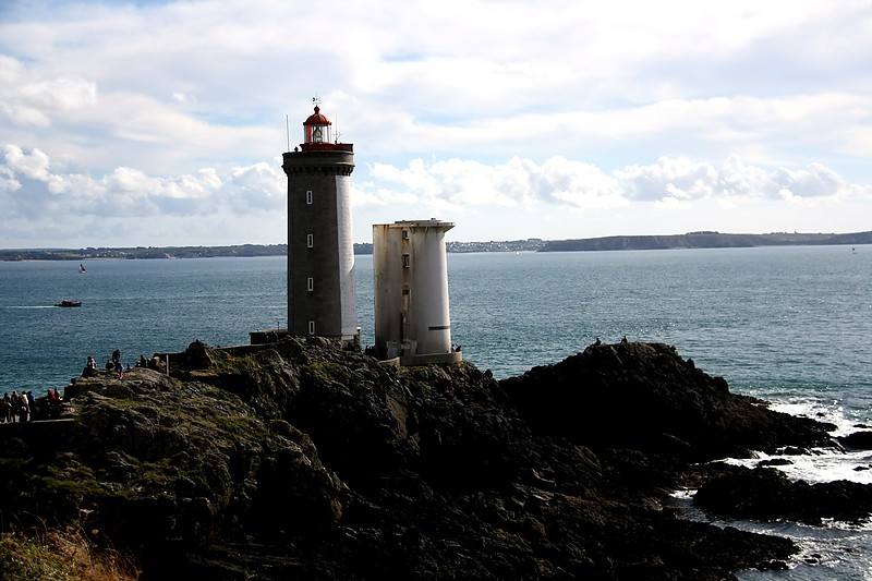 Brittany / Finistere / Brest Region / Phare de Pointe du Petit Minou (leading light front, inline with phare de Portzic)
Keywords: Brest;France;Bay of Biscay