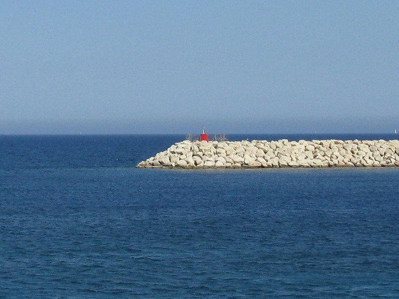 Larnaca South Breakwater head light
Keywords: Cyprus;Mediterranean sea;Larnaca