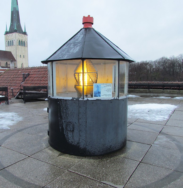 Lantern of the Suurupi upper lighthouse
Was in service 1951-1998, than replaced
Keywords: Tallinn;Estonia;Gulf of Finland;Lantern;Museum