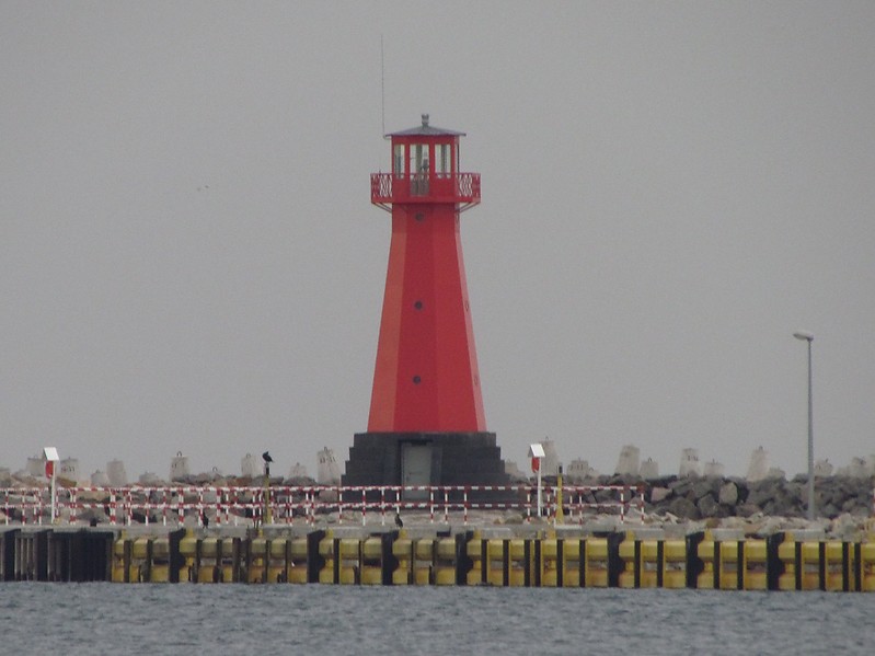 Gdansk / Nowy port / East Mole lighthouse
Keywords: Poland;Gdansk;Baltic sea;Gulf of Gdansk