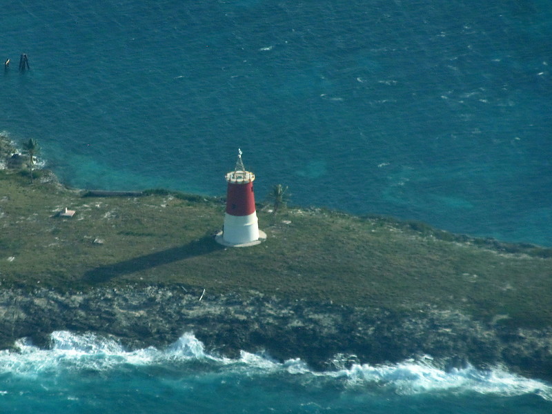 Gun Cay lighthouse
Keywords: Bahamas;Atlantic ocean;Aerial