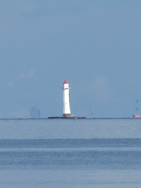 Saint-Petersburg / Morskoy Kanal Front lighthouse
Keywords: Saint-Petersburg;Gulf of Finland;Russia;Offshore