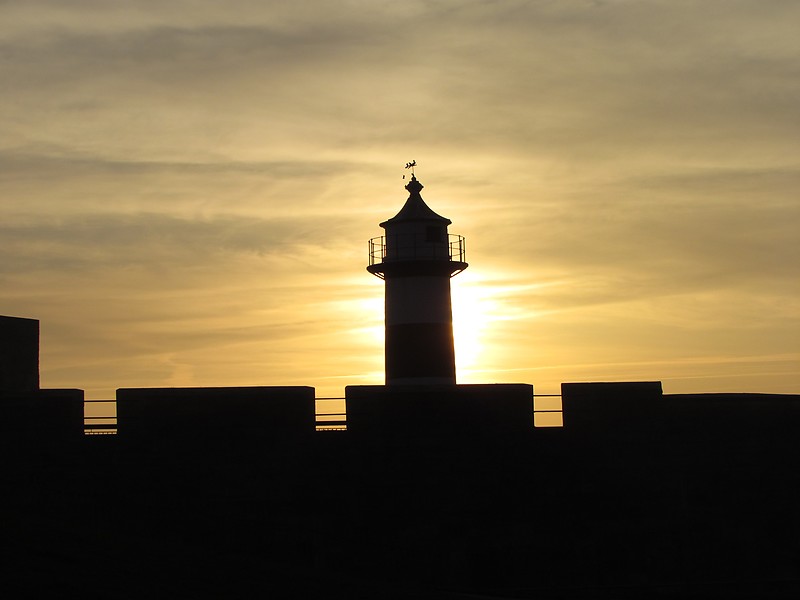 Portsmouth / Southsea Castle Lighthouse
Keywords: Hampshire;Portsmouth;England;United Kingdom;English channel;Sunset